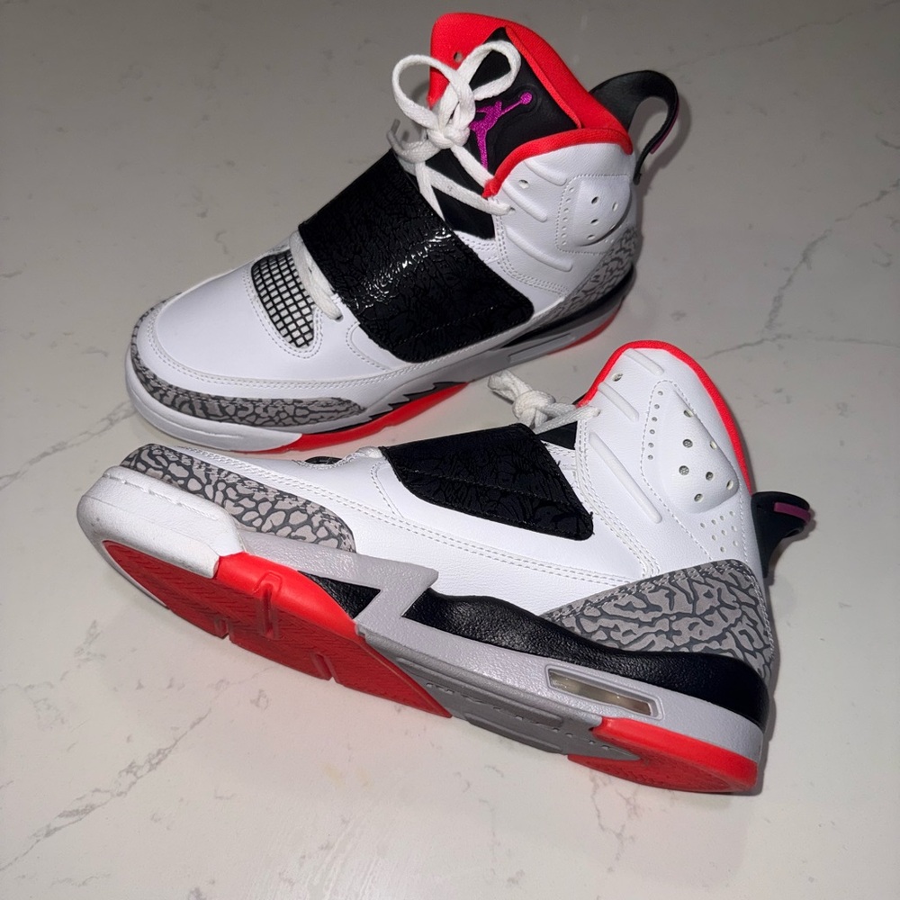 Air Jordan Son of Mars 'Hot Lava' youth 7 women’s 8.5 2015 release